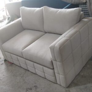 من تسليمات العملاء