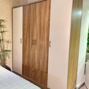 من تسليمات العملاء