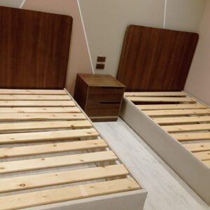 “أثاث يعيش معاك سنين… وتسليم في وقته.”