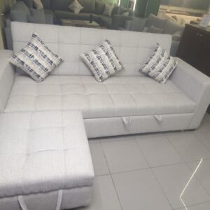 حل عملي لكل مساحة ✨ كنبة شيك بتتحول لسرير على مرحلتين لراحة أكتر واستغلال أذكى للمكان.